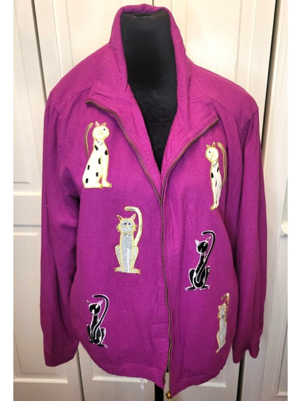 EVR Vintage 80s 90s Fuchsia Silk Cat Print Embroidered Jacket PL Whimsical Artsy